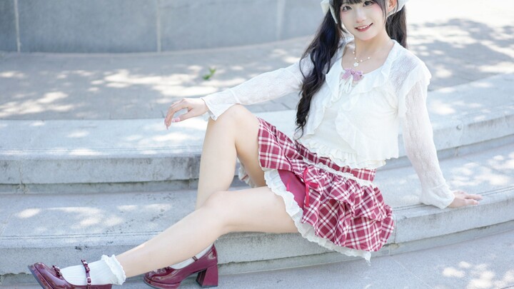 Tình yêu của cô gái ngọt ngào mùa hè đang gặp nguy hiểm～【A Tuyết】