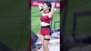 섹시한 머리넘기기ㄷㄷ #김정연 #치어리더