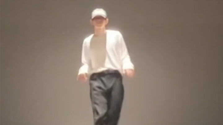 เทพเจ้าแห่งการเต้นและราชินีแห่งการเต้นกลับมาโลดแล่นอีกครั้ง!!!!! 230510 โชทาโร่ ชูตาโร่ อัปเดตคลิปเต