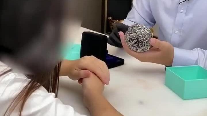 Pernah lihat bola kawat seharga 80 ribu yuan?