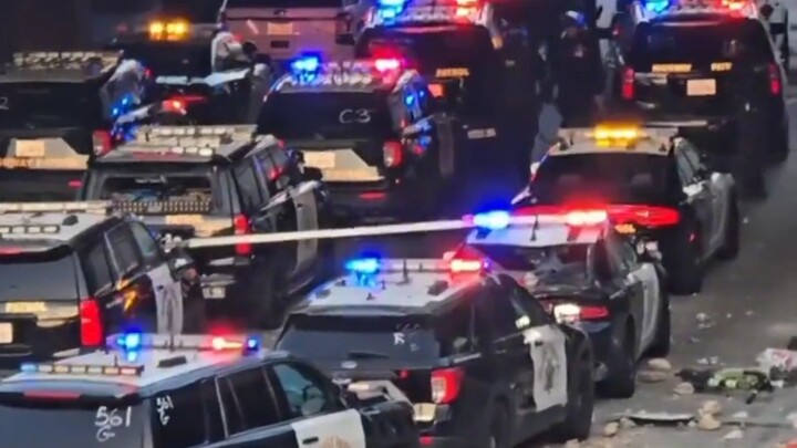 لوس أنجلوس أصبحت مجنونة تمامًا