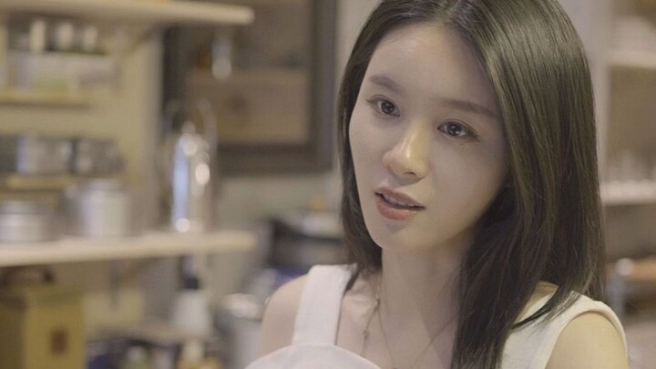 يا بنات، التصرفات الصغيرة تُبهج القلب، لكن التصرفات الكبيرة قد تُؤذي المشاعر.