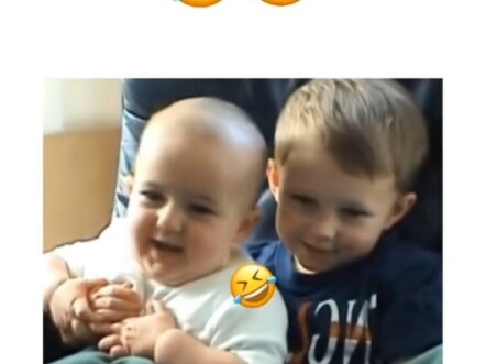 Cute little brothers recreate the adorable finger-biting scene from ten years ago!