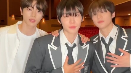 【RIIZE】 Kakak sangat cantik, itulah mahar terbaik untuk pendatang baru. Kapan adik-adik akan membuat