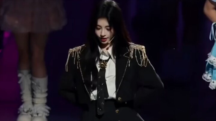 Help! Can you even imagine? After dancing through two songs, she was obviously exhausted, but she ma