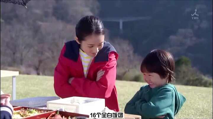 صندوق غداء بـ10 يوانات من أم فقيرة يسحق حفلات الطعام الفاخرة في دائرة الأمهات الثريات!