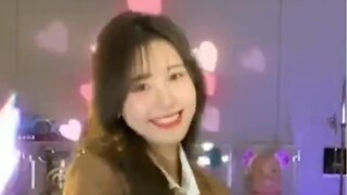 Bộ sưu tập đầy đủ nhất về điệu nhảy Love It Dance, hãy xem hết ngay