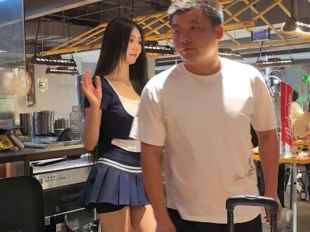 Ikatan persaudaraan yang erat menjadikanku ayah angkat, keluarga terpisah dan aku tak punya istri