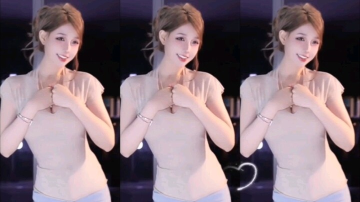 มินะ (｡･ω･｡)ﾉ♡