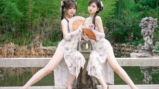 [Mabuk] Aku tidak bisa menolak kedua wanita muda ber-cheongsam ini.
