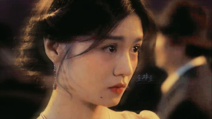 Polos dan lugu—bukankah ini persis mata basah seperti rusa muda yang sering digambarkan dalam novel!