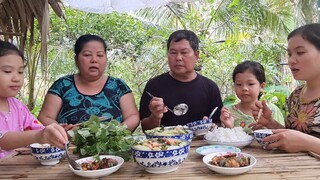 Bữa Cơm Không Trọn Vẹn Trong Một Ngày Mưa Bão| TKQ & Family T714
