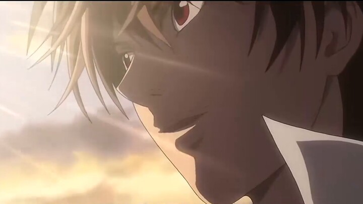 The smartest villain in the anime world, look at how Light Yagami hides his notebook