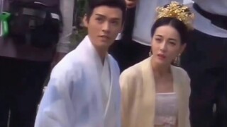 The latest Reuters of Gong Jun and Di Lieba's "The Legend of An Le", Prince Han Ye is wearing ink pa