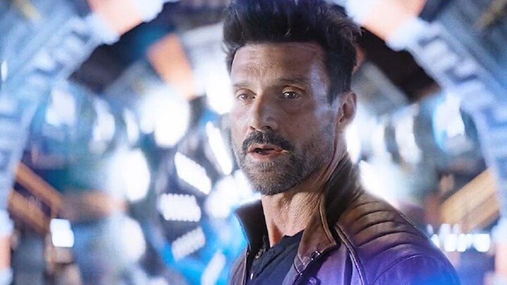 A man is trapped in an infinite resurrection time and dies hundreds of times just to rescue his ex-w