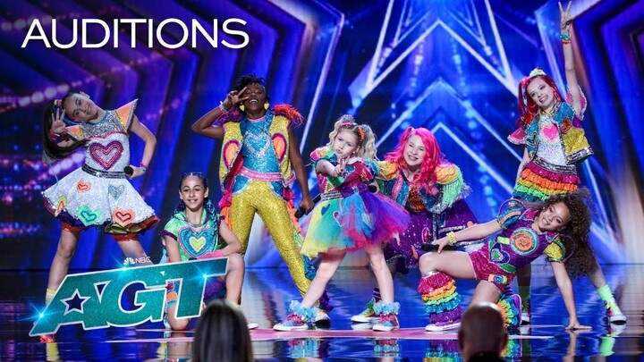 Jess and JoJo Siwa's XOMG POP Performs an Original Song, "Candy Hearts" | AGT 2022