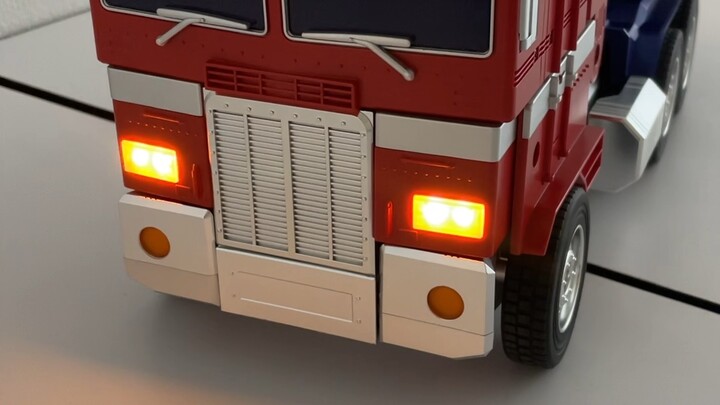 Perubahan bentuknya begitu lancar w