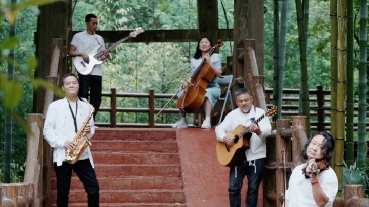 قرب أكثر قليلًا – نسخة الزفاف