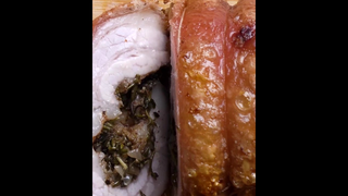 บะหมี่เส้นชุ่ม ๆ จะสู้แก้มนุ่ม ๆ ของเราได้ไง 😊