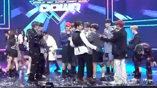 [Seventeen] Một đoạn encore trái phải, đừng nhìn vào sự im lặng, hãy nhìn vào đoạn encore để thấy bạ