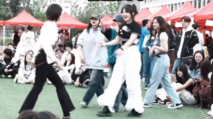 Oh my god~ I turned the dance into a road show🫰🏻