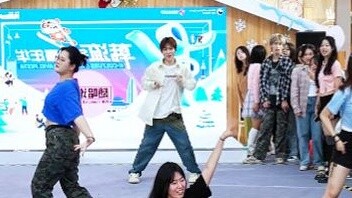 【ฮวาซา】เซอร์ไพรส์! นักออกแบบท่าเต้น 3 คนปรากฏตัวพร้อมกัน? ? Chili Random Dance | ร้องเพลงและเต้นกับ 