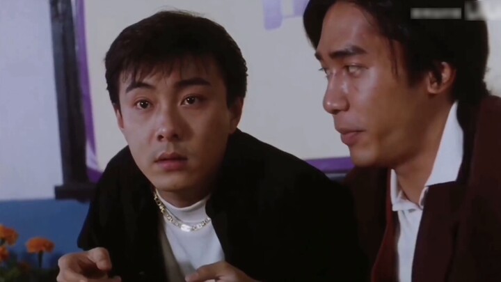 Hai anh chàng chơi mạt chược đánh nhau bằng kiếm