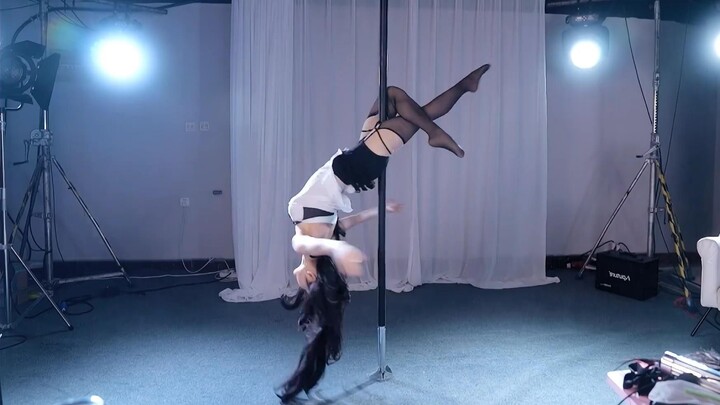 Flying Dragon Soars in the Sky [Great Mighty Celestial Dragon] Full Version (Supplement)