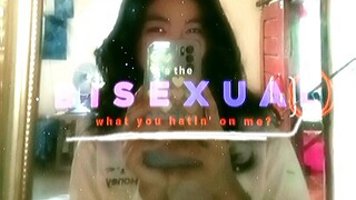bisexual 😎😉