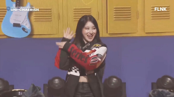 Caiyan danced "Panorama" at the fan meeting, worthy of being the main dancer of Aiwan