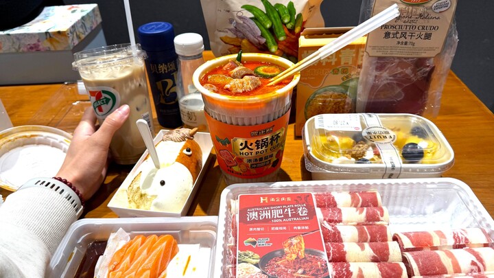 ใช้เงินมากที่สุด  กินอาหารแย่ที่สุด