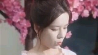 57...A girl like a rose was picked up by an abstinent CEO and later "eaten" by him!!!!!