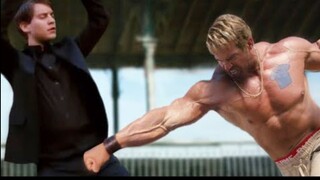 Dick Maguire phá hủy Dude