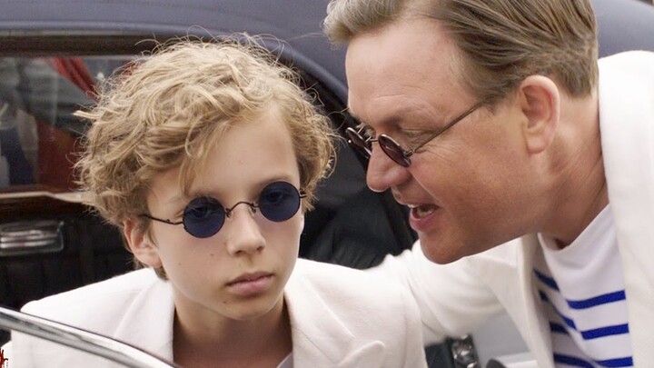 Cậu bé bán nụ cười cho ác quỷ để đổi lấy khả năng đánh đâu thắng đó trong cờ bạc, rồi còn trở thành 