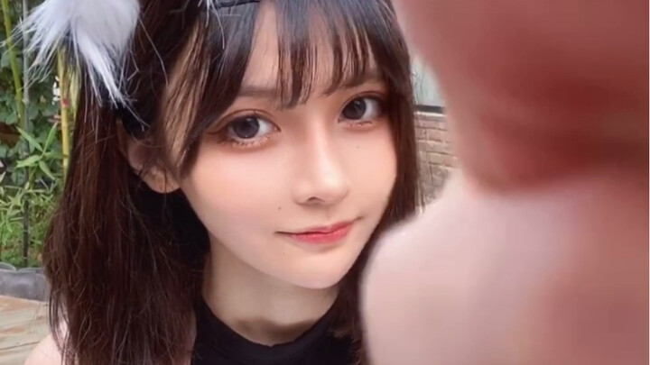 Đẩy tôi làm gì vậy?