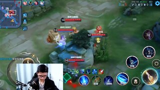 أقول يا نووا، هل كنت تتجسس عليّ بينما كنت أقاتل التنين للتو؟