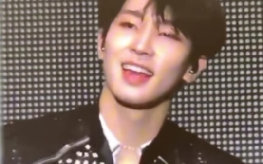 จะมีใครไม่หลงเสน่ห์ควอน วอนยูได้ล่ะ? ยิ่งเป็นบนจอใหญ่ด้วยนะ!