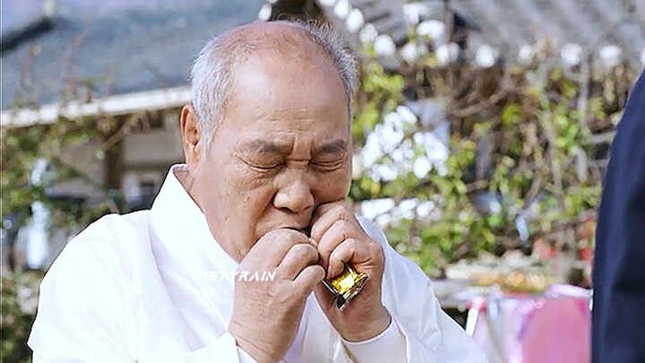 Xem xong video này, bạn còn dám ăn hạnh nhân nữa không?