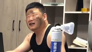 Regarding the incident where the boss wasn't invited to run out when the company caught fire...