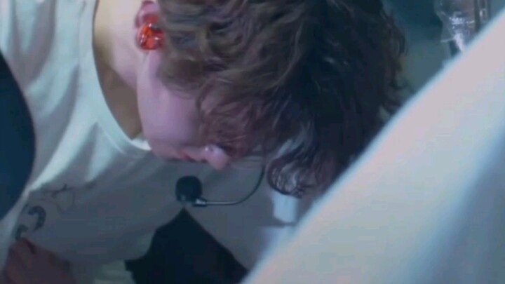 "Bian Boxian, you really shouldn't have lied to us like this; you were clearly dying of discomfort."