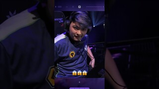 HOW did C0M get away with this 4K?!? #valorant #evilgeniuses #shorts