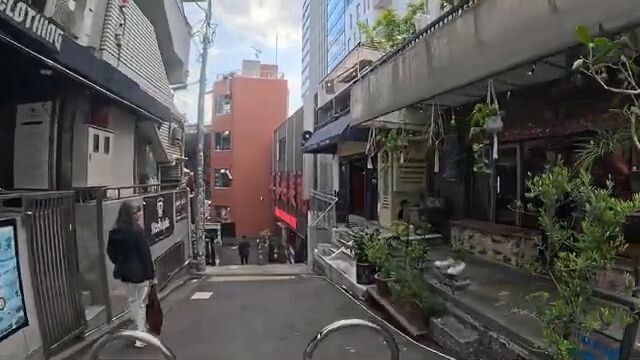【Shibuya】Tokyo Walk | Late April Energy & Sun-Drenched Streets 32min【4K】