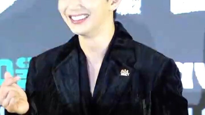 #YooSeungHo SMILE INTERVIEW @Perfect deal