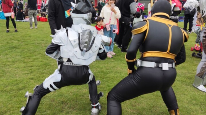 When Kamen Rider appears in the university...