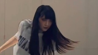 I finally danced the hormone dance of Chama Charmer... It was really fun to flirt with her
