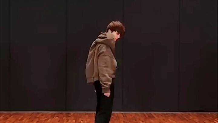 ركلة دوران مذهلة بزاوية ٥٤٠ درجة! ثقوا دائمًا برقص يانغ جونغ وون | بث مباشر من غرفة تدريب ENHYPEN SB