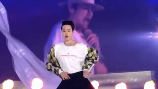 Park Jimin feeling himself on stage