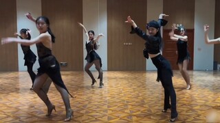 Cha Cha solo, nhảy theo sở thích của bạn