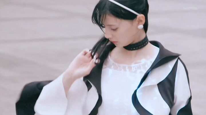 Apakah kamu harus berubah menjadi rambut putih jika menjadi dewa?