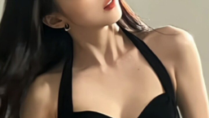 “Cô ấy thực sự rất biết cách quyến rũ phụ nữ”